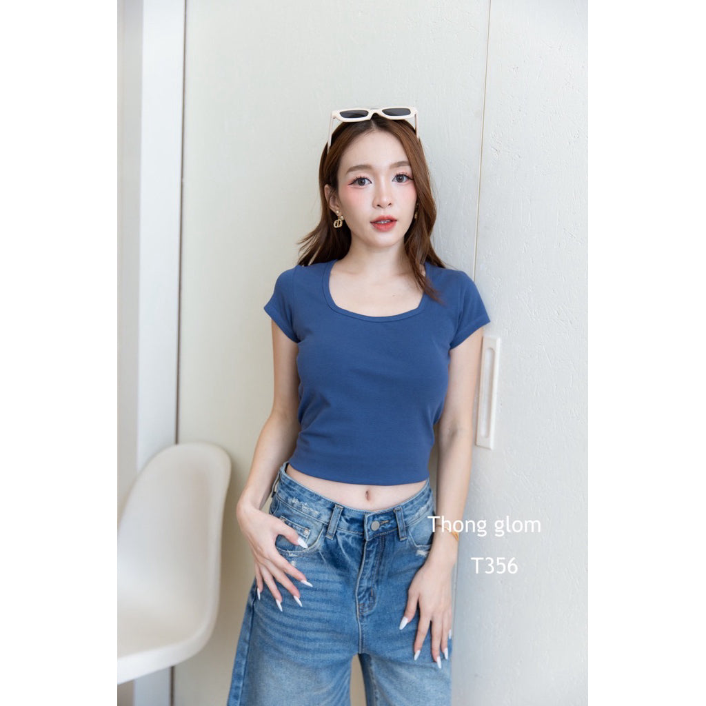 【T856】Thong Glom 方领修身上衣女T恤 Basic Slim Fit Tee
