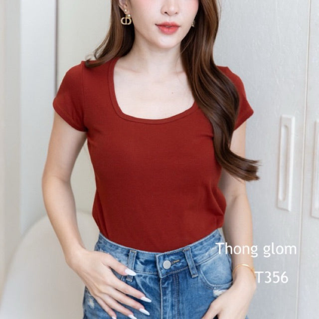 【T856】Thong Glom 方领修身上衣女T恤 Basic Slim Fit Tee