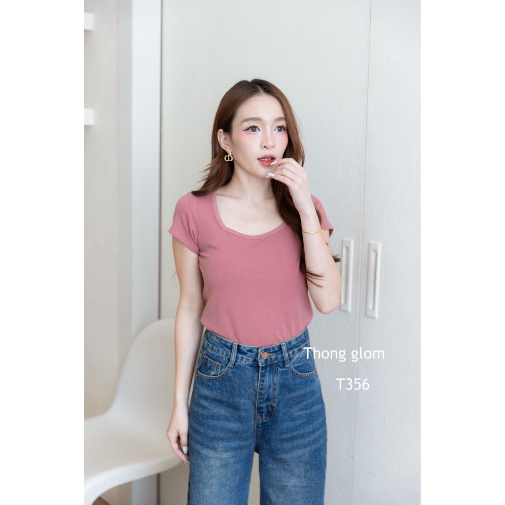 【T856】Thong Glom 方领修身上衣女T恤 Basic Slim Fit Tee