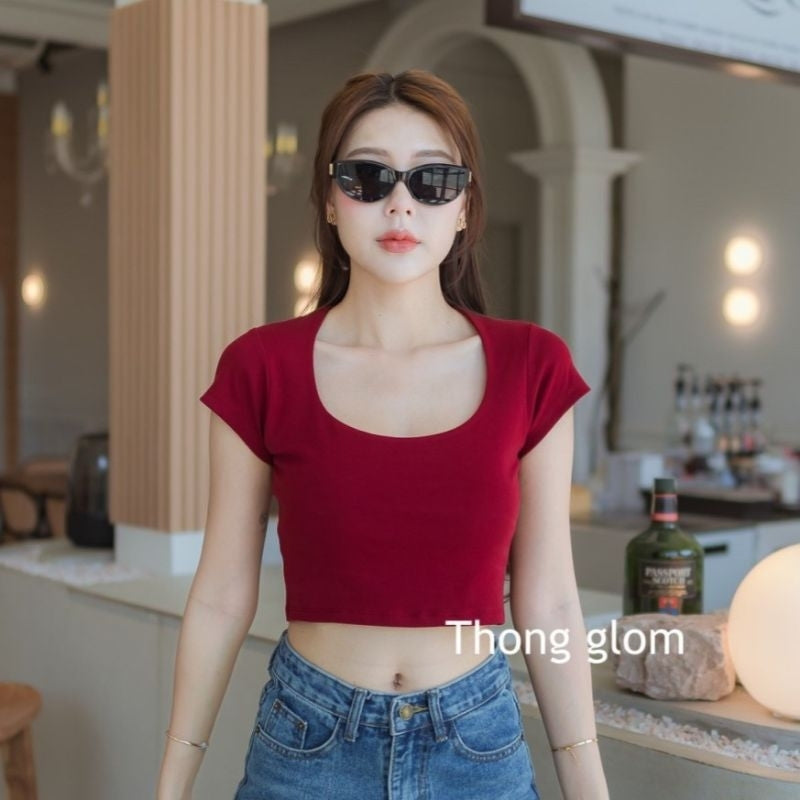【T310】Thong Glom 不透圆领经典短款上衣